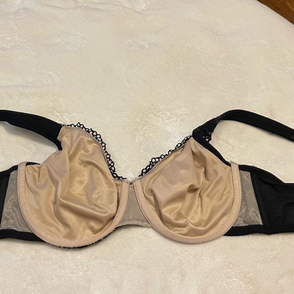 EUC Lane Bryant Cacique Bra 40C - Picture 4 of 4